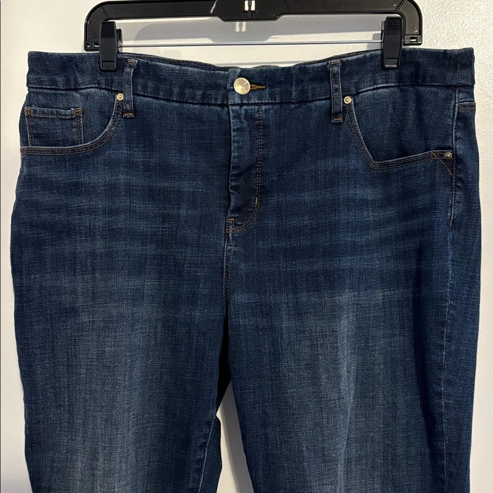 Chico’s So Slimming Girlfriend Slim Ankle Jeans with Pearl Cuff Accent 16P - Picture 2 of 11